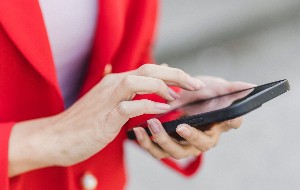 How to Know if Your Phone Is Being Tracked