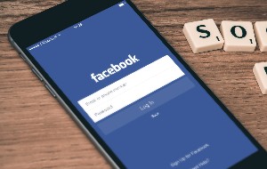 How to Stop Facebook from Spying on Me