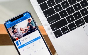 Who Is Spying on My Facebook?